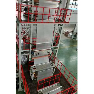 上牵引旋转吹膜机